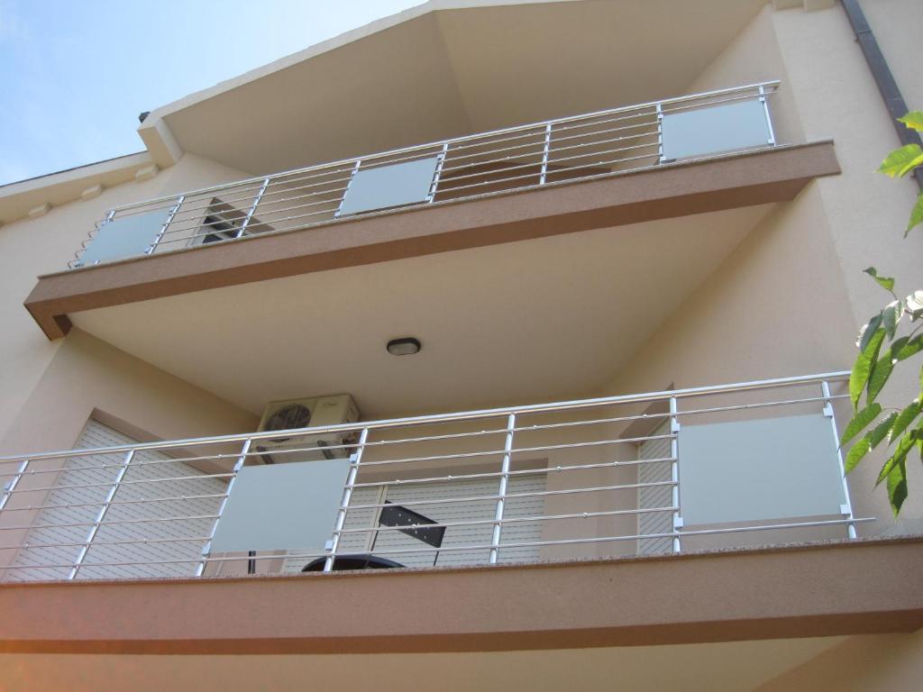Apartments Dalmatino Kaštela Exterior foto