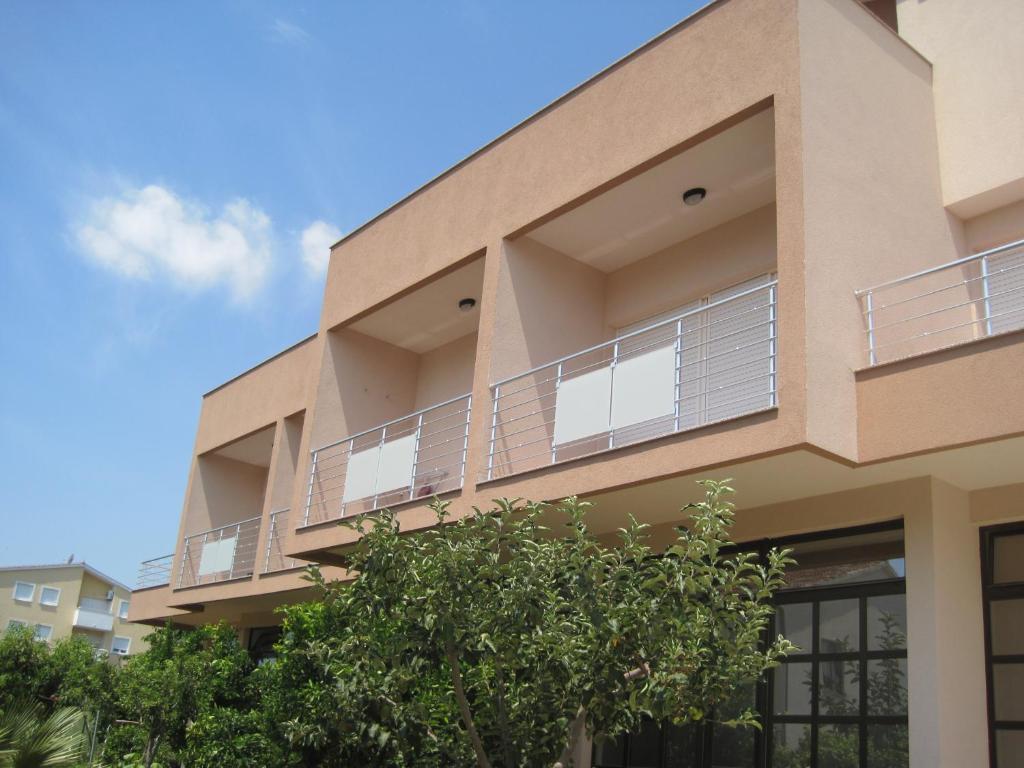 Apartments Dalmatino Kaštela Exterior foto